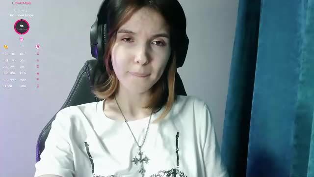 aidathome Chaturbate live recording 2026-07-28 23:01