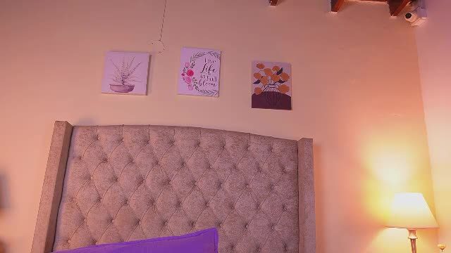 live cam recording from allisson_m on Chaturbate 2026-09-20 19:27