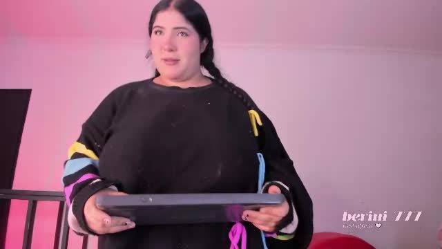 amberinihoffman Chaturbate live cam show 2026-06-11 15:07