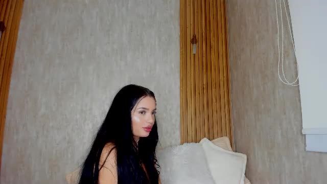 anais_as Chaturbate cam show 2026-08-26 04:15