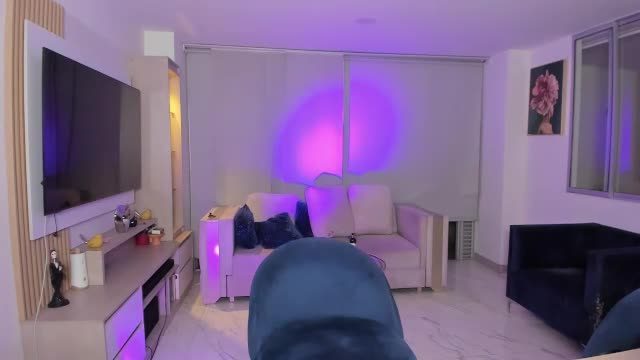 antotss Chaturbate webcam show 2026-07-08 03:31