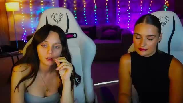asyaxoteam's webcam show on Chaturbate, 2026-09-17 14:48