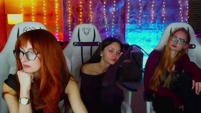 asyaxoteam Chaturbate live cam show 2026-09-30 17:57