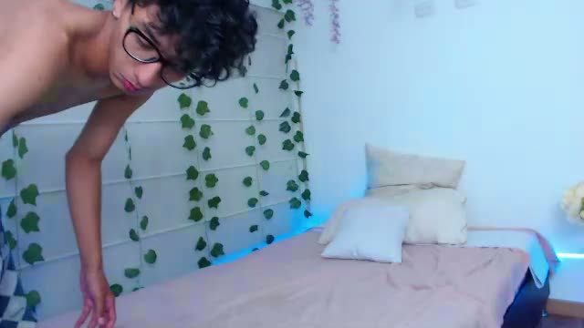 be_sinners Chaturbate webcam show 2026-09-13 08:18
