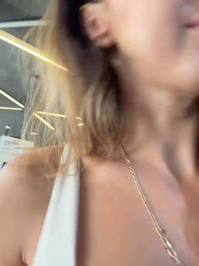 Bella-Grace Stripchat cam video 2026-08-29 06:27