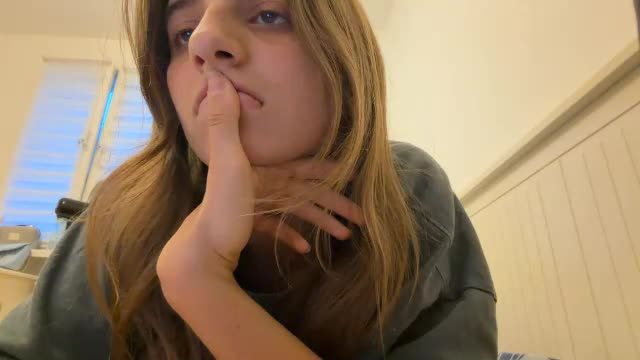 beulahweikert cam show replay aired 2026-09-17 18:41 on Chaturbate