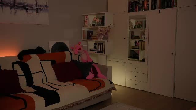 _blackbee_ Chaturbate live cam show 2026-07-28 22:01