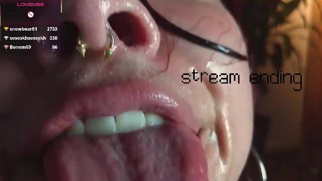 bri_von_dhara_ Chaturbate live cam show 2026-07-30 23:56