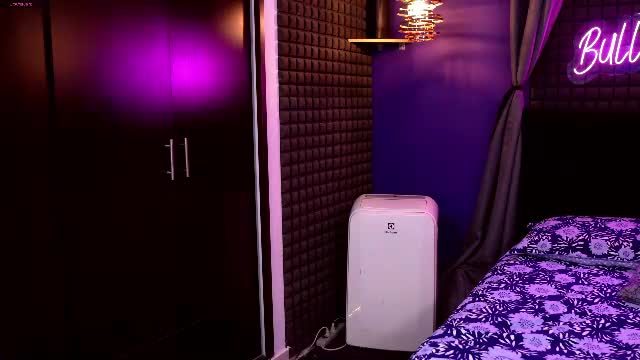 bull_vixen2001 Chaturbate webcam show 2026-09-28 10:37