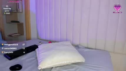 camila_moore1 Chaturbate live cam show 2026-09-08 19:20