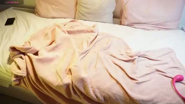 chloebritto Chaturbate cam show 2026-08-26 00:03