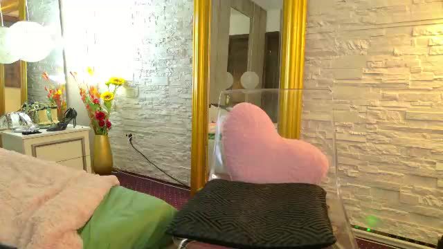 christahot on Chaturbate — cam session from 2026-09-16 08:53