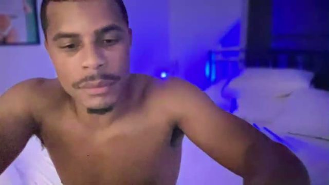 coochiemane110 on Chaturbate: live cam session from 2026-09-16 06:15