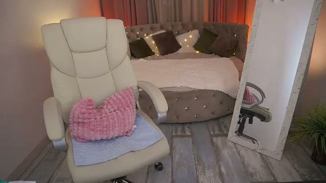 cozymell Chaturbate live cam show 2026-09-28 20:01