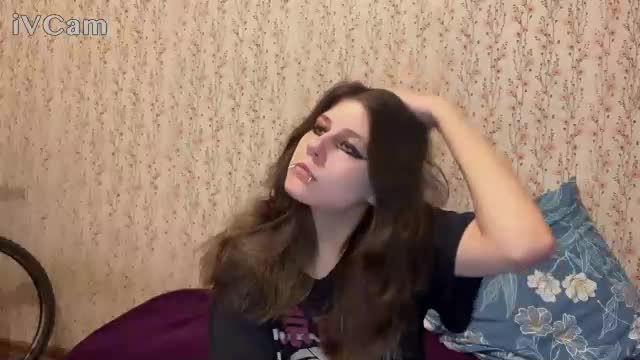 crystal_porn_love Chaturbate webcam show 2026-08-15 02:27