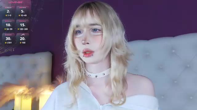 cutetomie Chaturbate cam show 2026-08-12 04:29