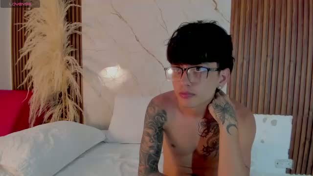 diana_santy Chaturbate webcam show 2026-08-26 23:16