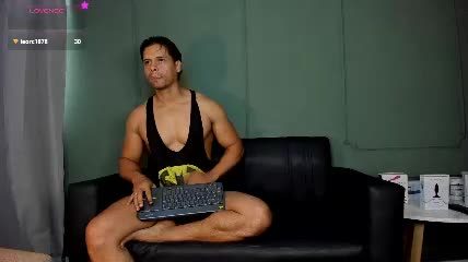 dominc_berry Chaturbate webcam recording 2026-09-06