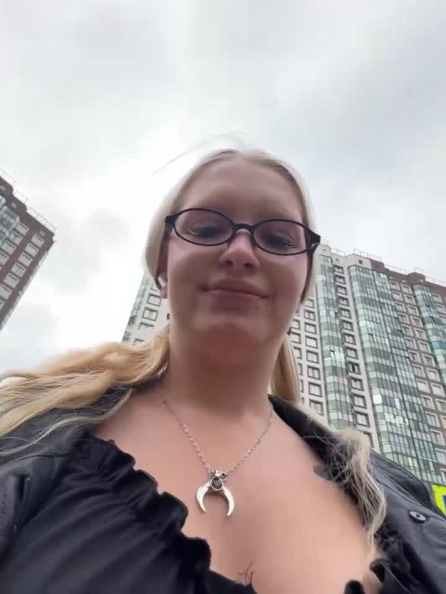 11 min porn show of Elfi_InPublic (2026-09-16 10:16)