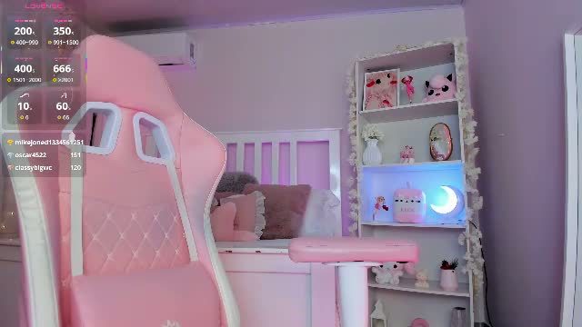 ely_cherry18: Female webcam stream on Chaturbate
