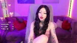 emma_kirks · live recording Chaturbate 2026-07-10 11:42