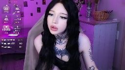 emma_kirks live webcam show captured 2026-07-29 18:12