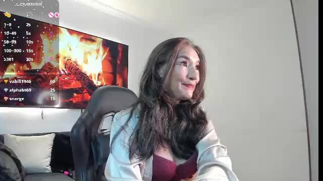emma_mendoza Chaturbate webcam recording 2026-08-12 15:14