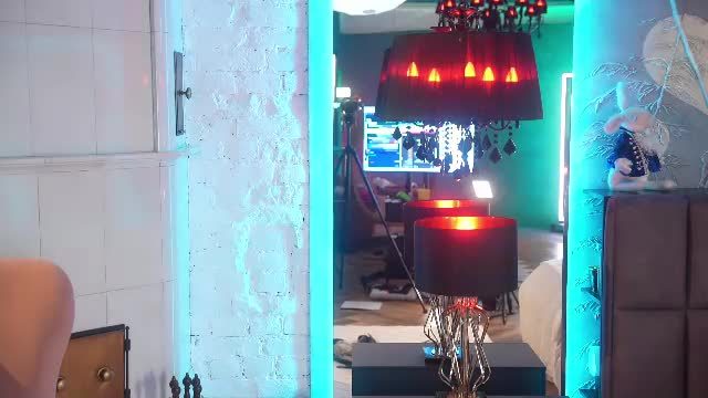eva_fashionista Chaturbate cam show 2026-09-17 18:31
