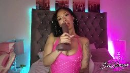 evajonez Chaturbate live cam show 2026-05-20 03:10