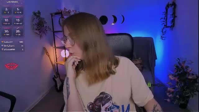 evalora_vei Chaturbate cam show 2026-09-23 22:13