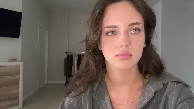 farrahburde Chaturbate cam video 2026-08-30 16:31