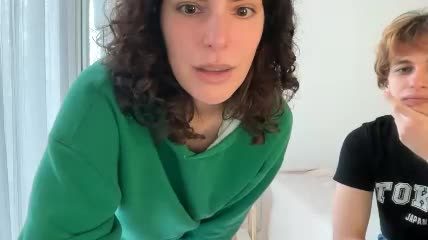 freckledeer Chaturbate cam video 2026-08-12 22:36