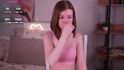 gwendatortoriello Chaturbate live cam show 2026-05-25