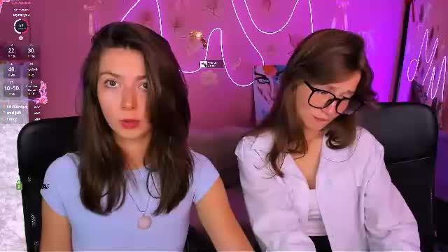 helli_belli Chaturbate cam video 2026-08-12 02:15