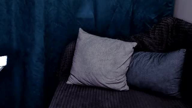 hi_popsy Chaturbate cam show 2026-08-06 01:24
