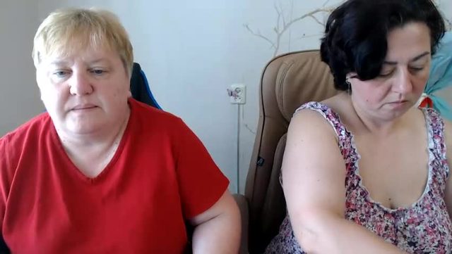 hotfiremommy Chaturbate cam show 2026-07-25 14:10