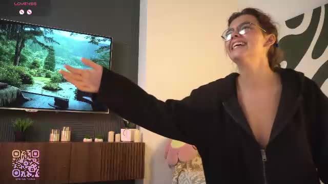 huba_booba Chaturbate live cam show 2026-09-05 13:50