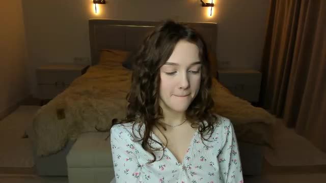 hwadwellingham Chaturbate cam video 2026-07-16 09:56