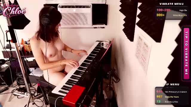 itschloelaurent Chaturbate cam rip 2026-07-05 04:59