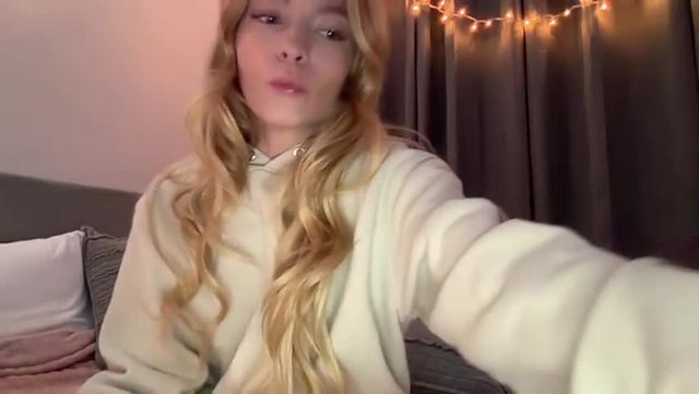 itsdanirose Chaturbate live cam show 2026-09-09 05:55