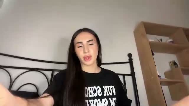 kim_oberlin Chaturbate live cam show 2026-09-08 13:26