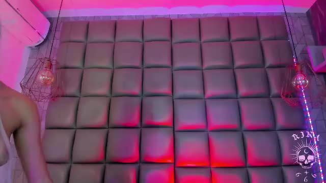 kira_vance Chaturbate cam video 2026-09-10 10:35