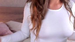 kitsunedream's webcam broadcast — Chaturbate, 2026-08-14 16:38