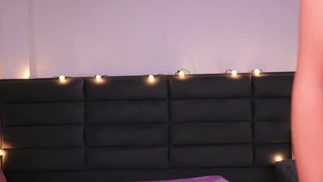 lady_boobs1 Chaturbate webcam show 2026-09-01 16:44