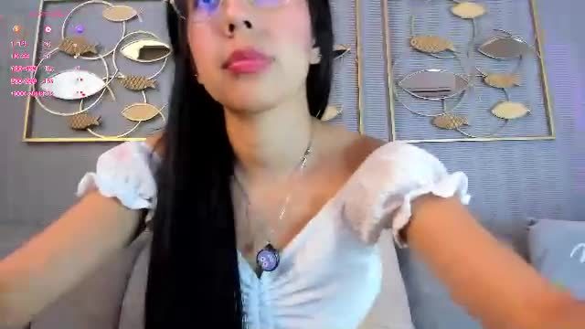 lara_jeean Chaturbate webcam recording 2026-08-14 01:32