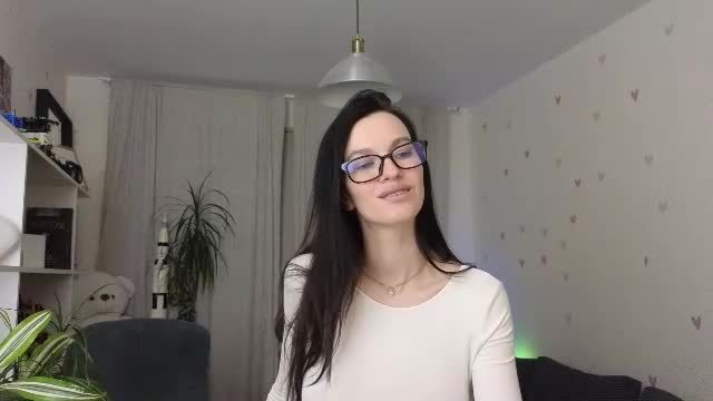 lilliyves Chaturbate webcam rip 2026-09-19 00:43