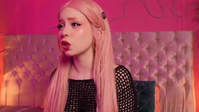 lilou_albrecht Chaturbate webcam recording 2026-10-02