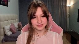 lilymoore69 Chaturbate cam show 2026-06-27 20:00