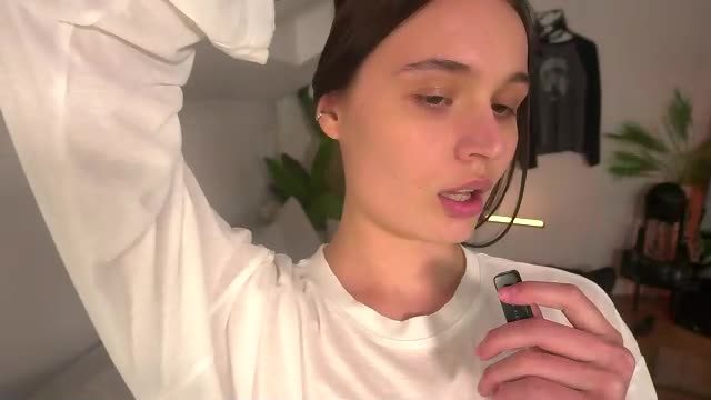 lisa_schiele Chaturbate live cam show 2026-09-19 22:52