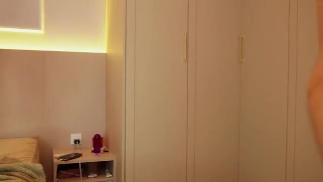 lola_linss Chaturbate cam show 2026-10-03 04:58
